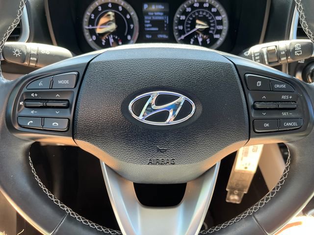 Used 2022 Hyundai Venue SEL image 30