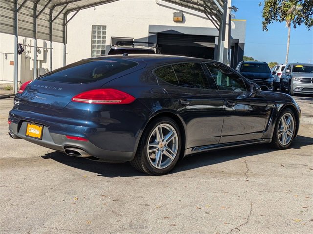 Used 2015 Porsche Panamera 4 image 5