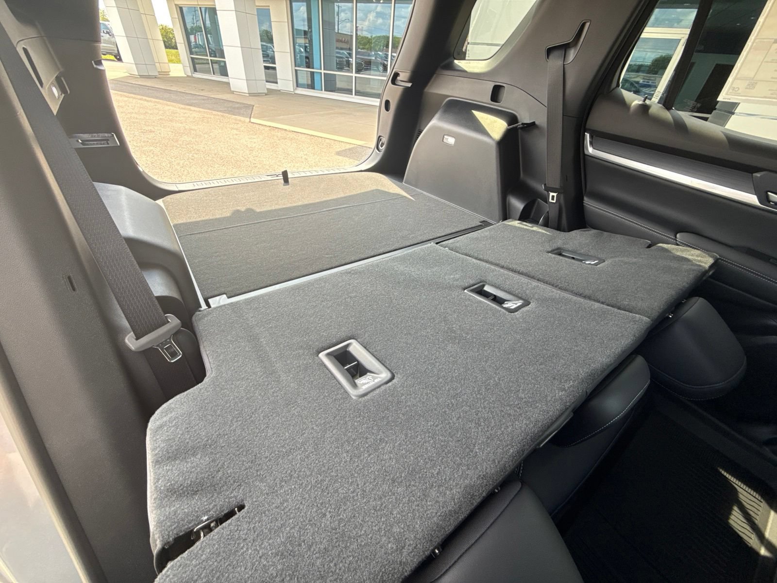 New 2027 GMC Terrain Elevation w/ Elevation Premium Package AWD/4WD image 18