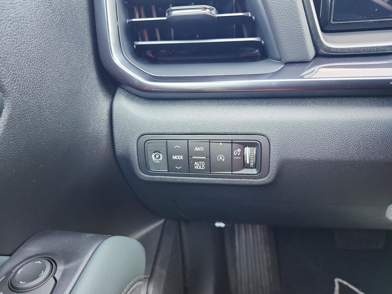 New 2027 GMC Terrain AT4 w/ Convenience Package III AWD/4WD image 18