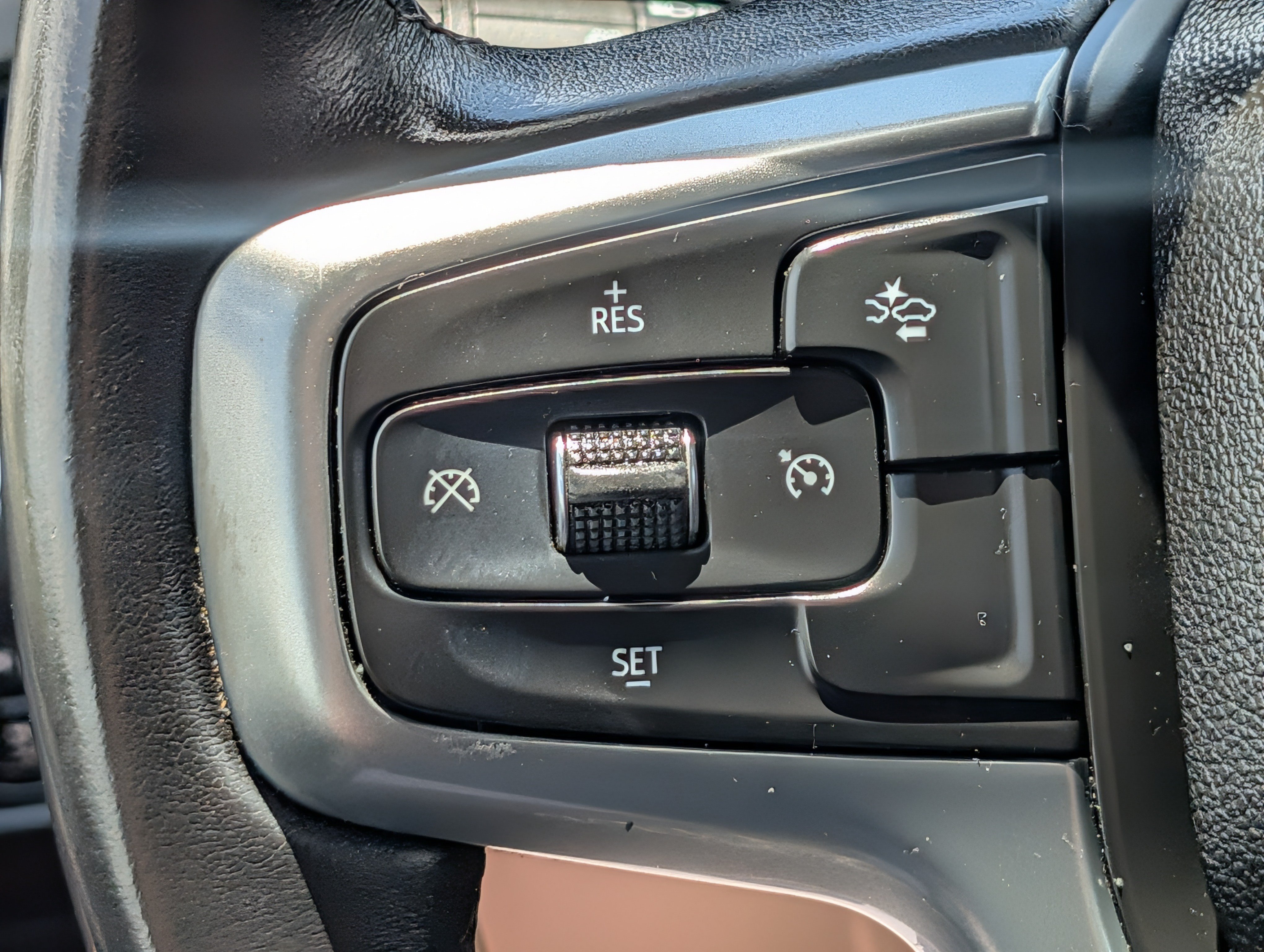 Used 2023 Chevrolet Suburban LS w/ Driver Alert Package RWD image 23