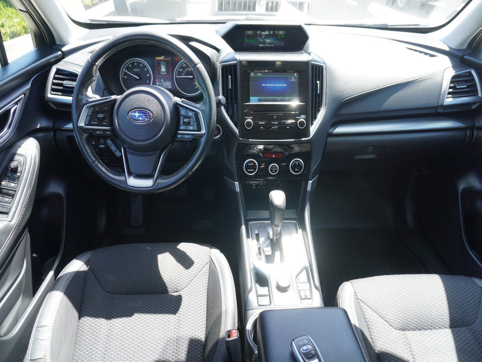Used 2021 Subaru Forester Premium AWD/4WD image 2