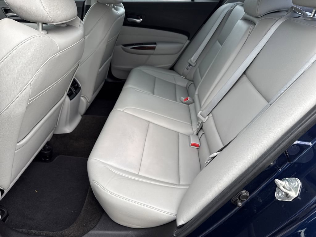 Used 2015 Acura TLX FWD image 24