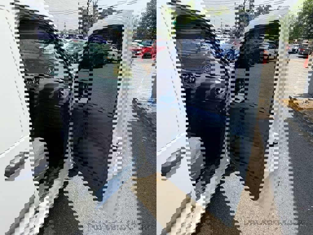 Used 2013 Ford Transit Connect XL FWD image 18