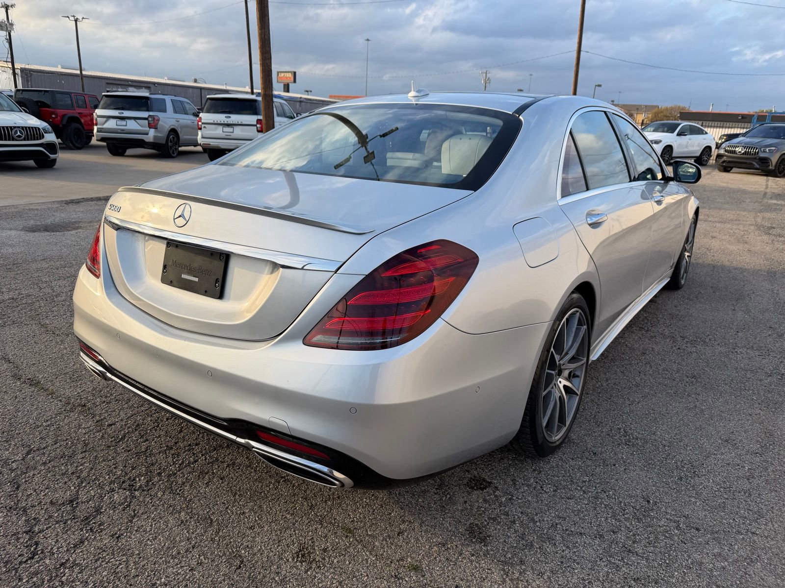 Used 2020 Mercedes-Benz S 560 Sedan image 7
