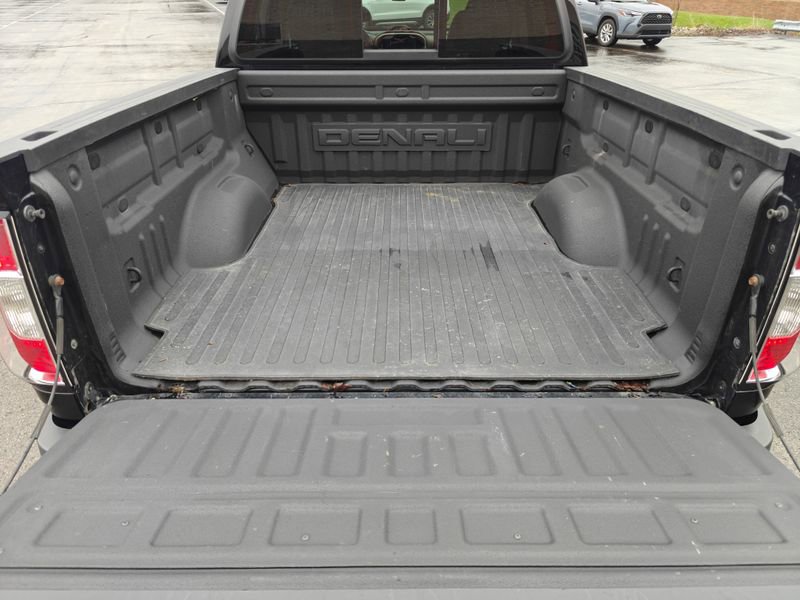 Used 2020 GMC Canyon Denali image 19