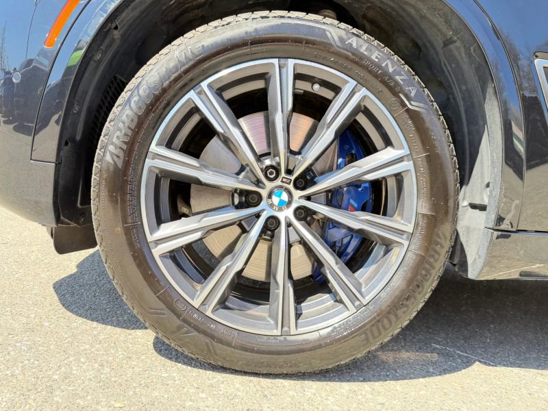Used 2020 BMW X5 M50i w/ Executive Package image 35