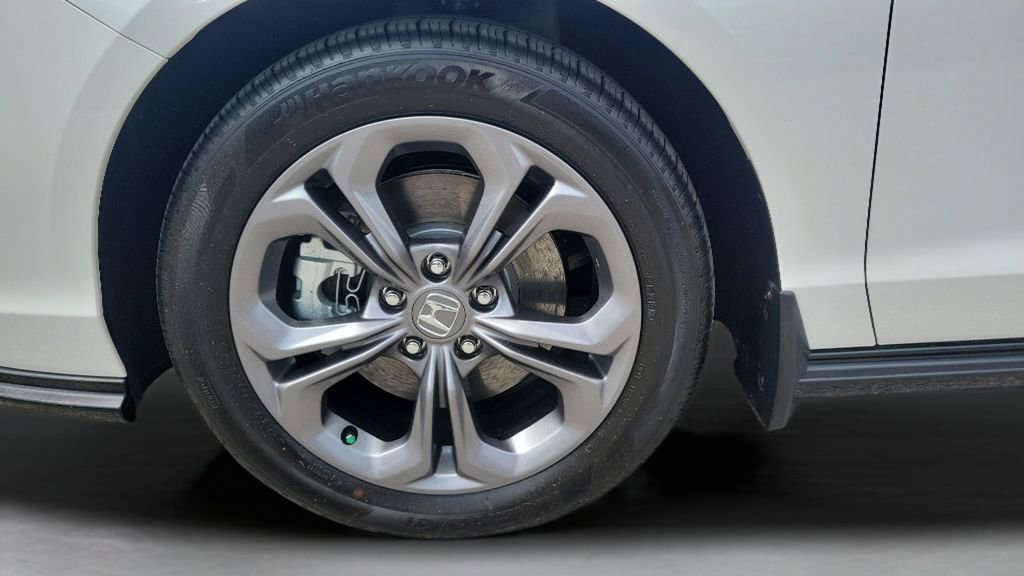 Used 2025 Honda Accord EX-L image 18
