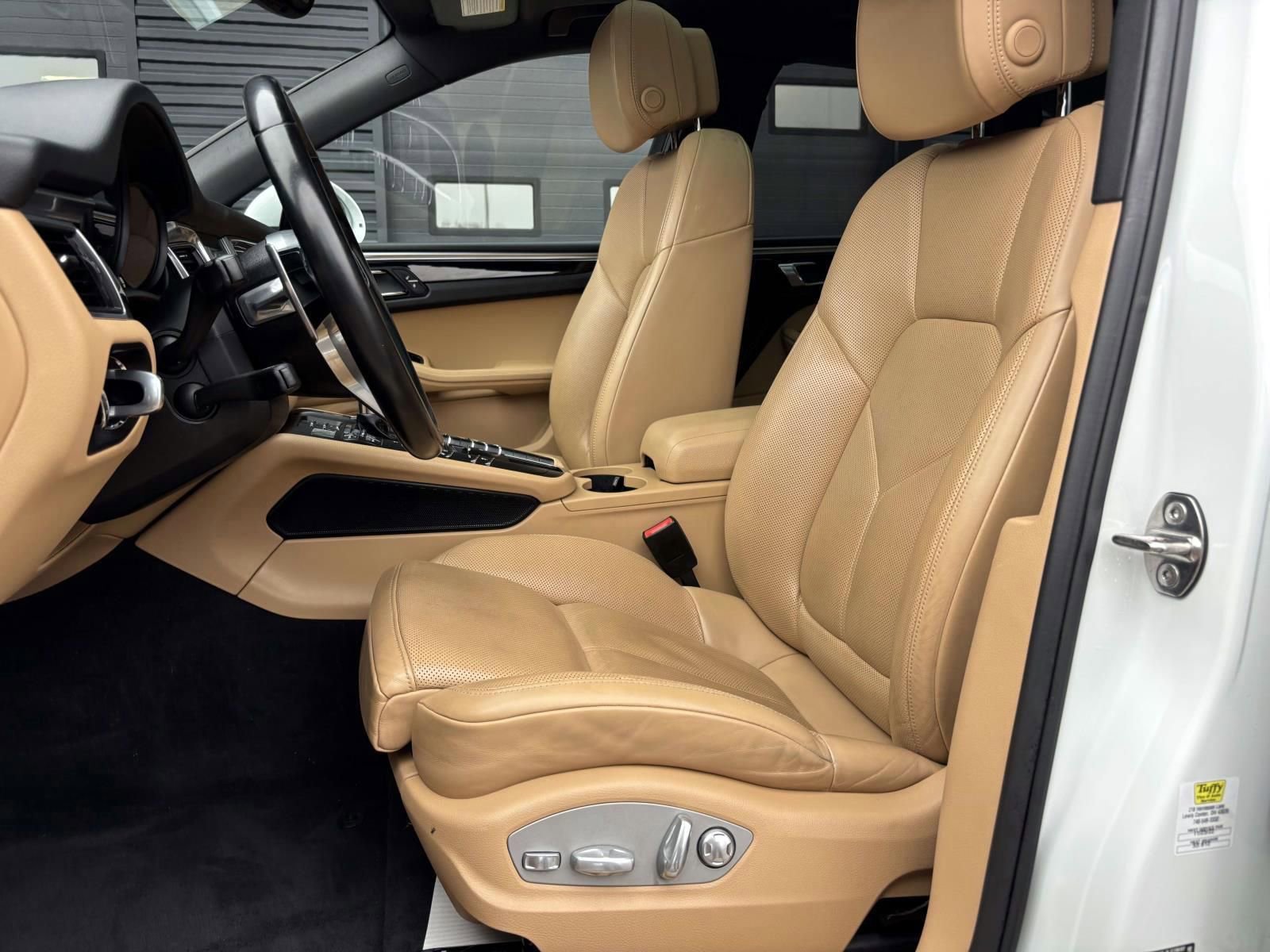 Used 2017 Porsche Macan image 5