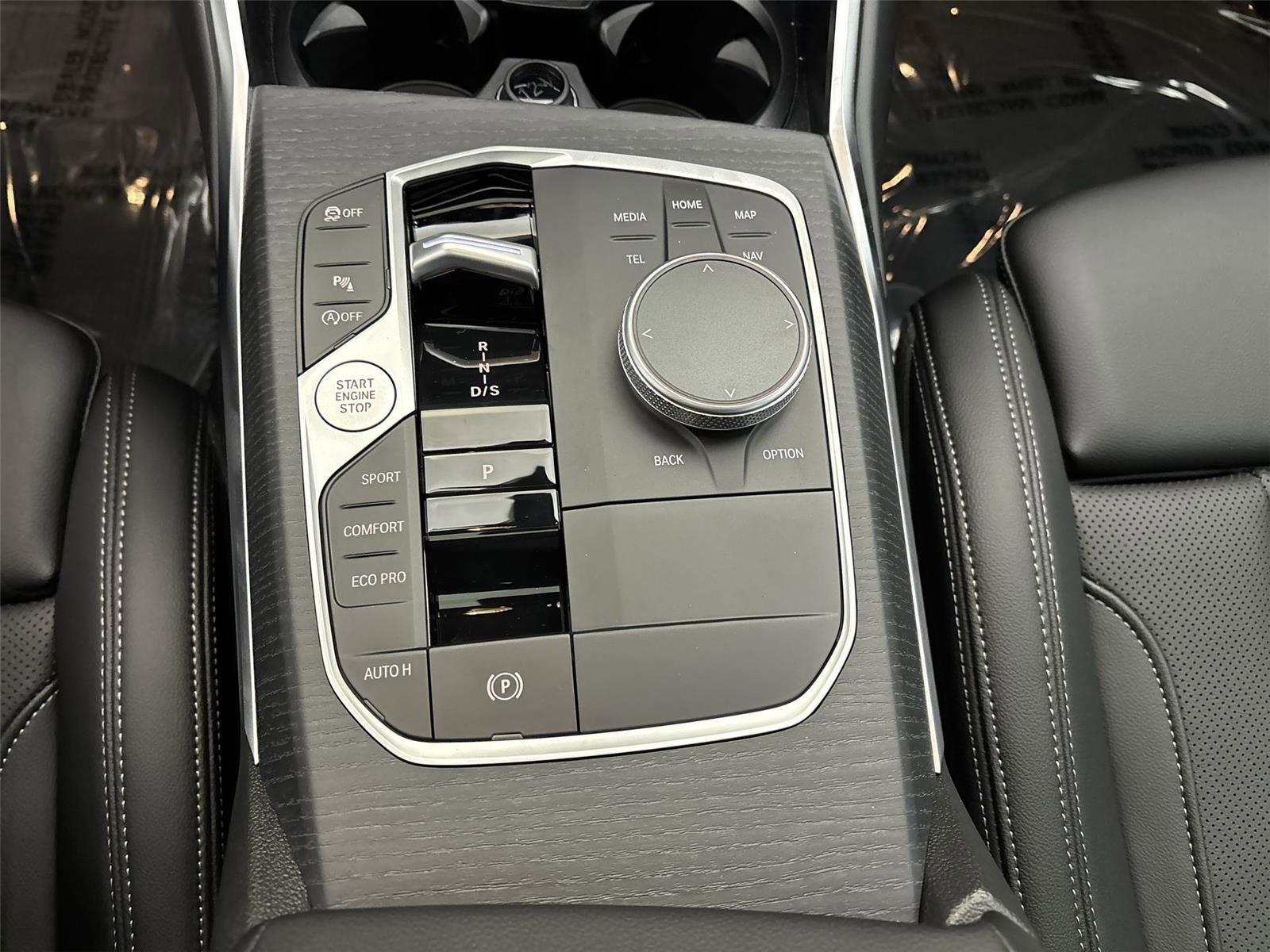 New 2026 BMW 330i xDrive Sedan w/ Premium Package image 23