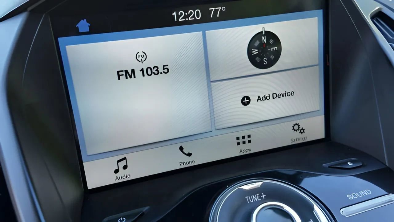 Used 2017 Ford Escape Titanium image 23