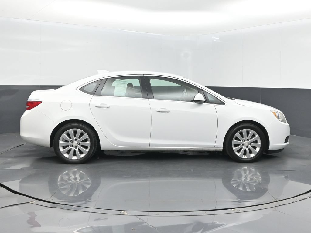 Used 2016 Buick Verano w/ Comfort Package FWD image 5