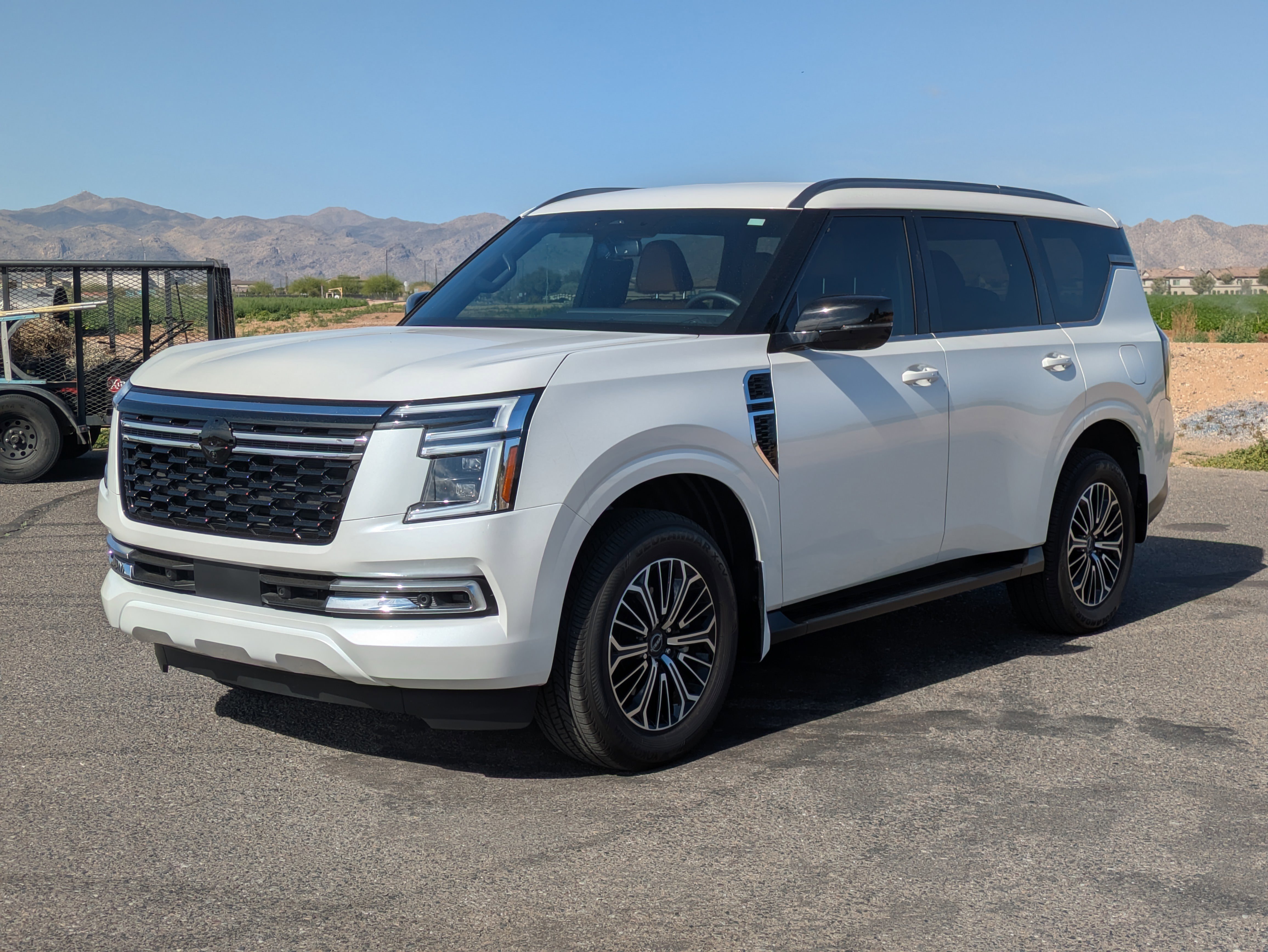 Used 2025 Nissan Armada SL w/ Captain's Chari Seat Package image 7