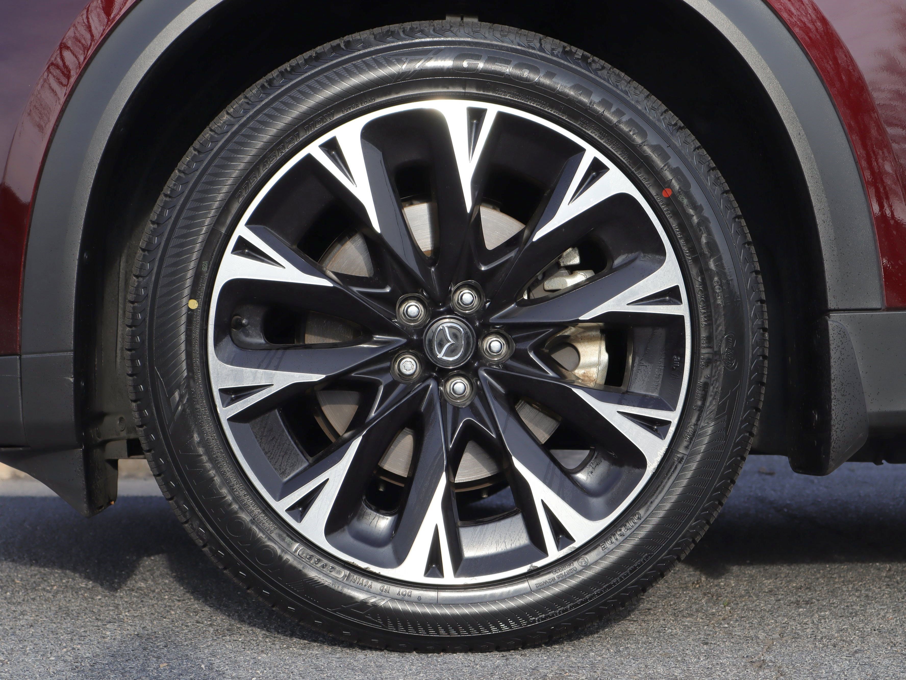 Certified 2024 MAZDA CX-90 Plug-In Hybrid w/ Premium Plus image 32