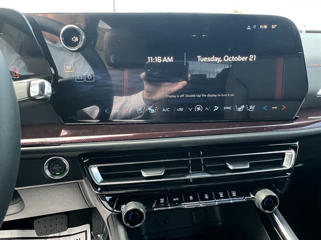 New 2026 Chevrolet Traverse RS w/ LPO, Floor Liner Package image 16