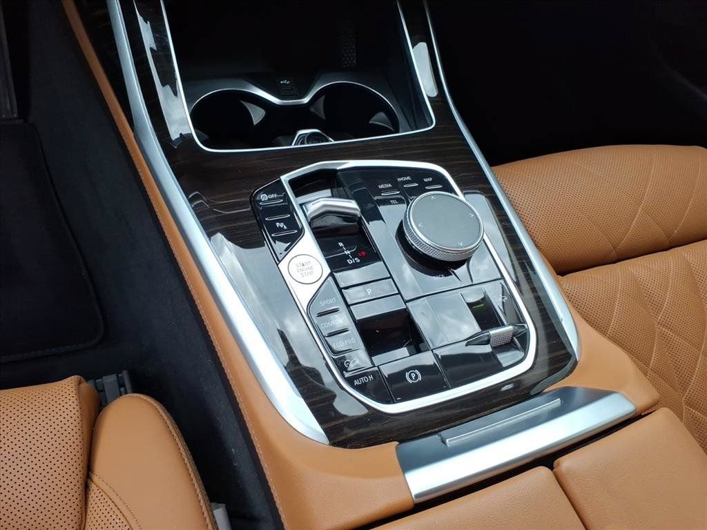 Used 2023 BMW X7 xDrive40i AWD/4WD image 30