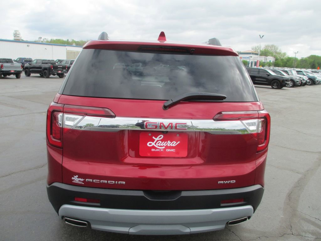 Used 2023 GMC Acadia SLT w/ Technology Package AWD/4WD image 7