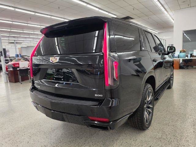Used 2023 Cadillac Escalade Sport AWD/4WD image 5
