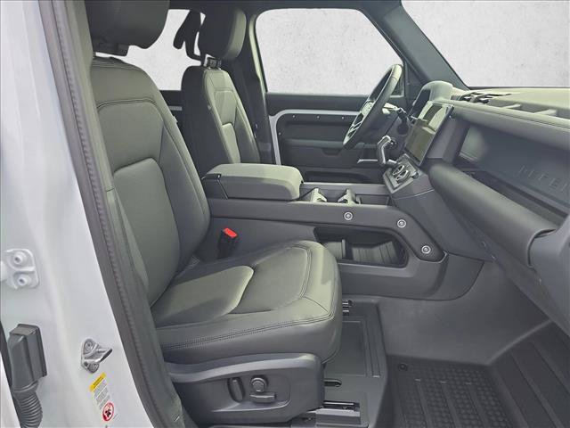 Used 2026 Land Rover Defender 110 S AWD/4WD image 10
