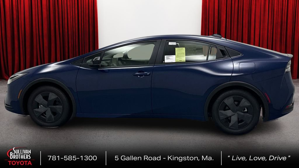 New 2026 Toyota Prius Plug-In Hybrid image 8