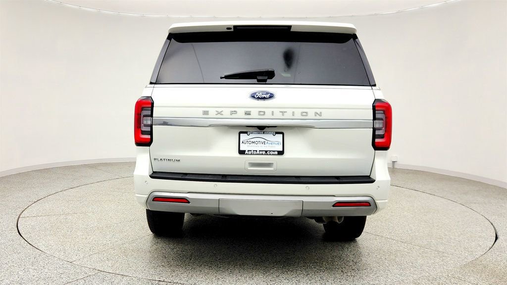 Used 2024 Ford Expedition Platinum AWD/4WD image 6