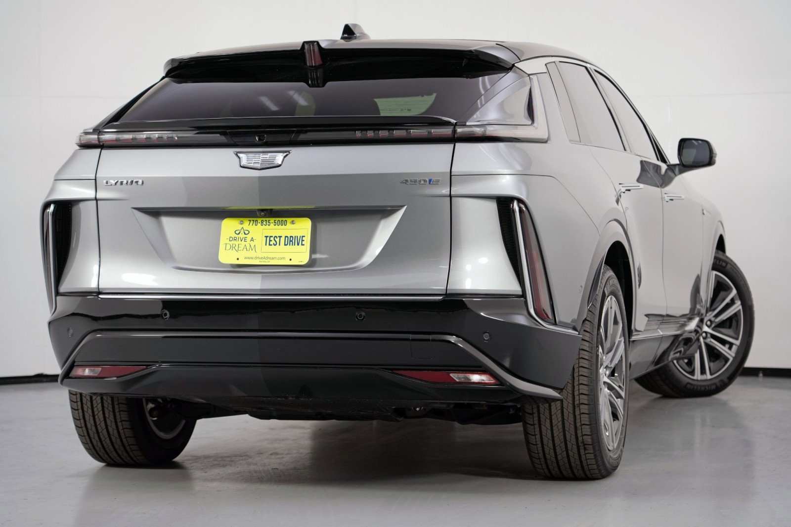 Used 2025 Cadillac Lyriq Luxury image 5