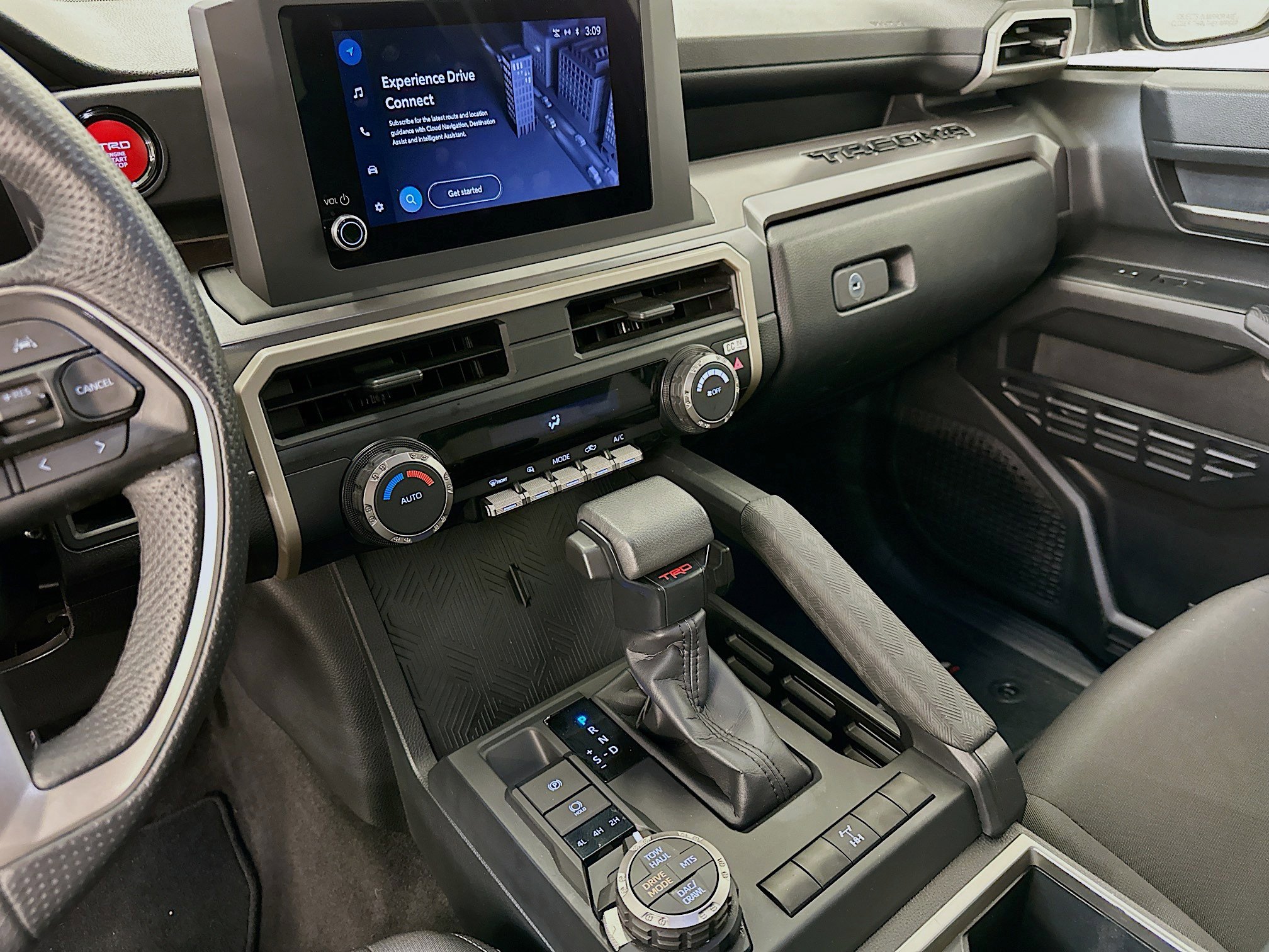 Used 2025 Toyota Tacoma TRD Off-Road image 26