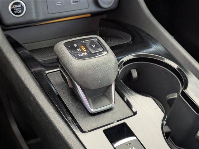 Used 2023 Nissan Rogue S FWD image 12