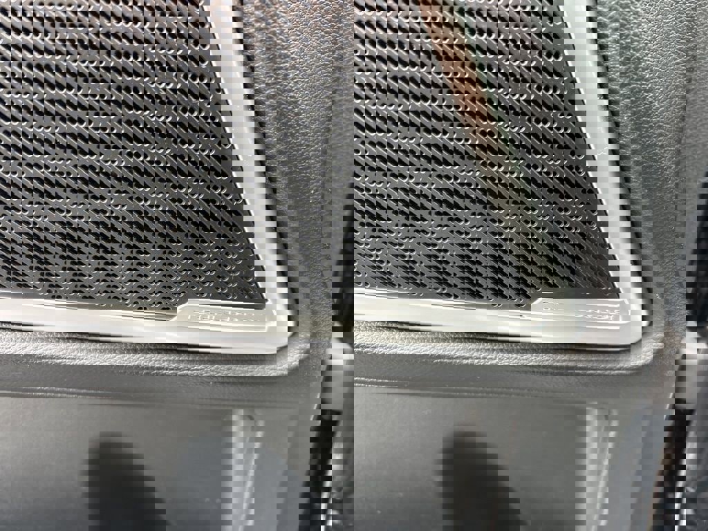 Used 2024 Kia Telluride S w/ S Sunroof Package image 5