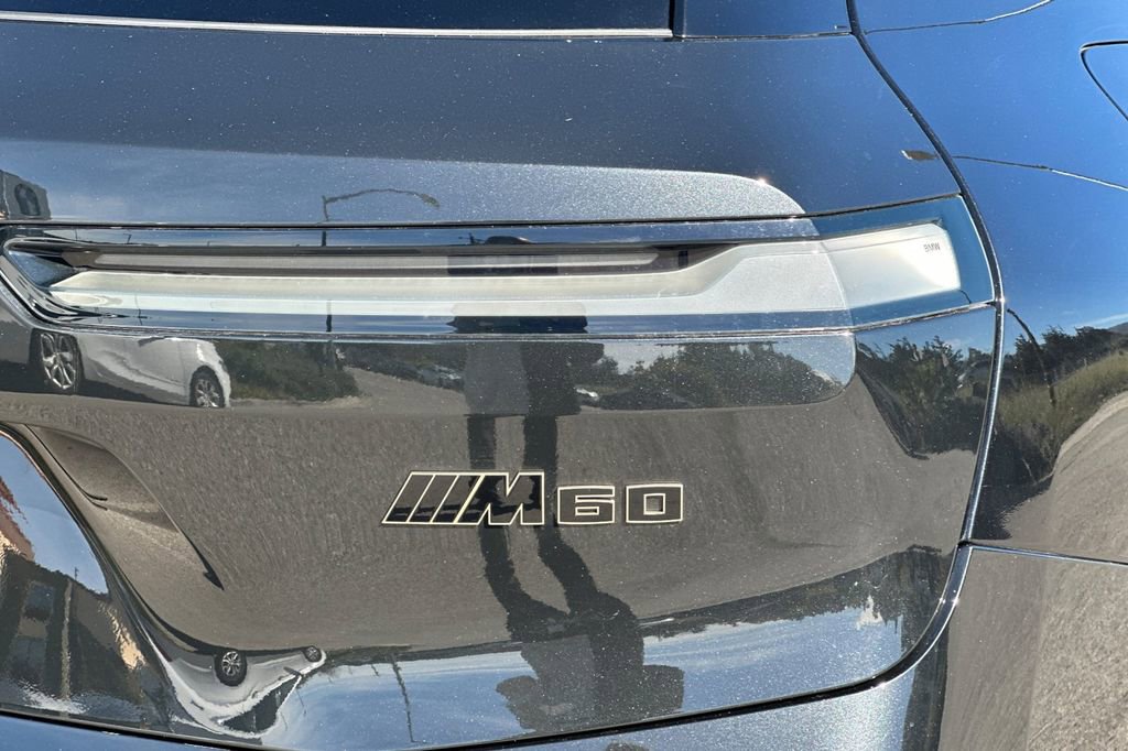 Used 2023 BMW iX M60 image 34