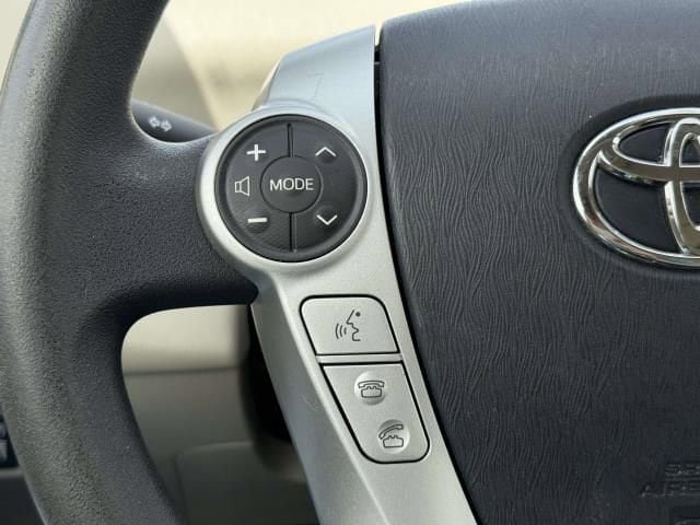 Used 2012 Toyota Prius V Three FWD image 20