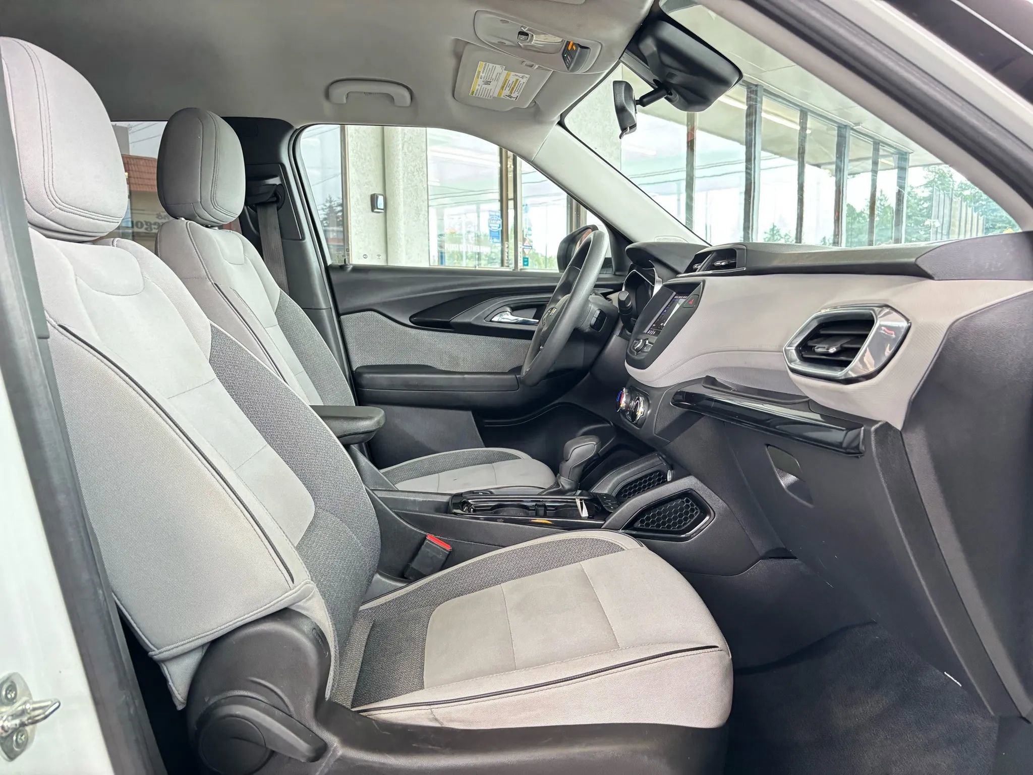 Used 2021 Chevrolet TrailBlazer LT image 22
