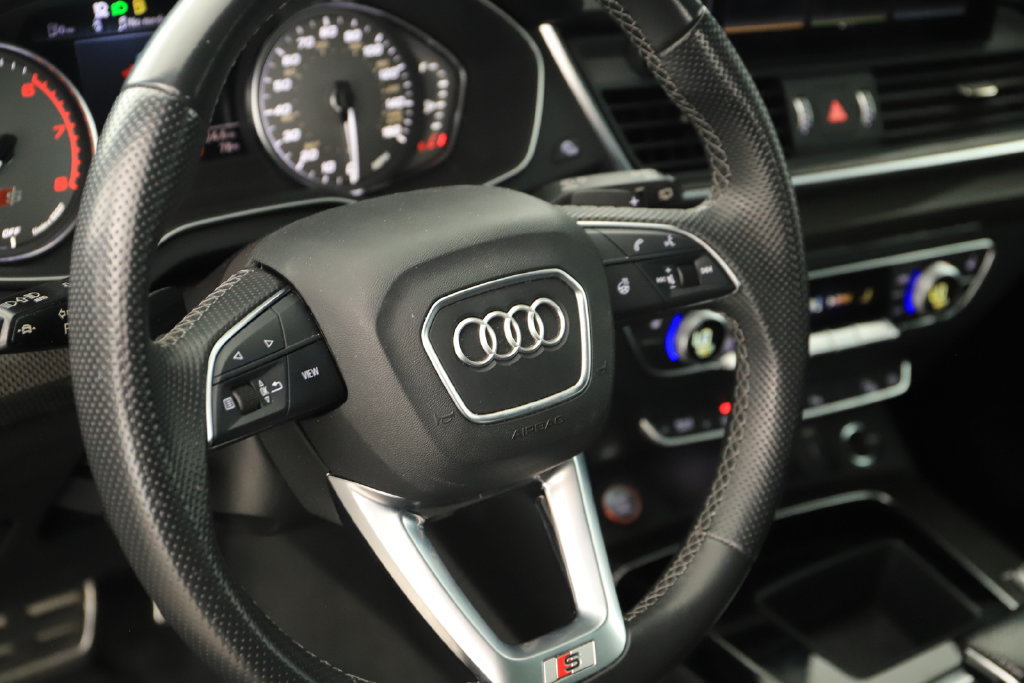 Certified 2022 Audi SQ5 Premium w/ Convenience Package AWD/4WD image 16