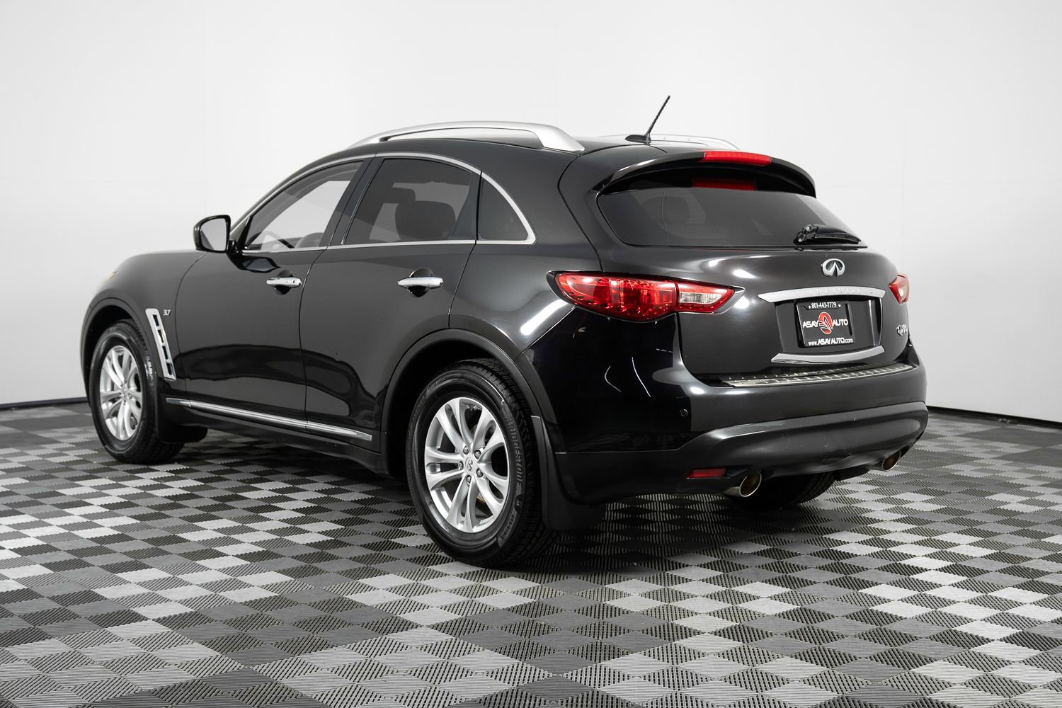 Used 2014 INFINITI QX70 AWD w/ Premium Package image 4