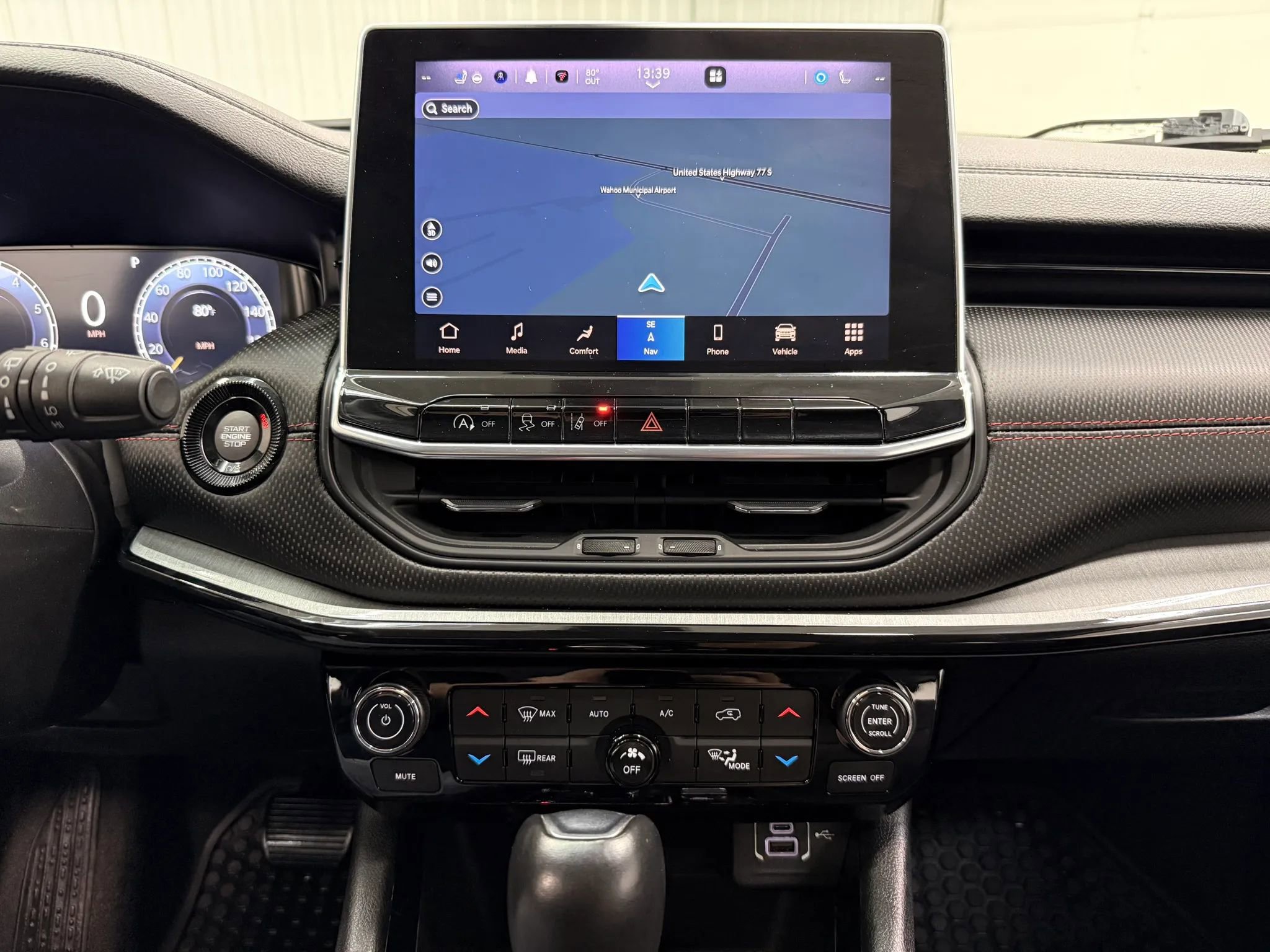 Used 2022 Jeep Compass Trailhawk w/ Trailhawk Elite Group AWD/4WD image 23