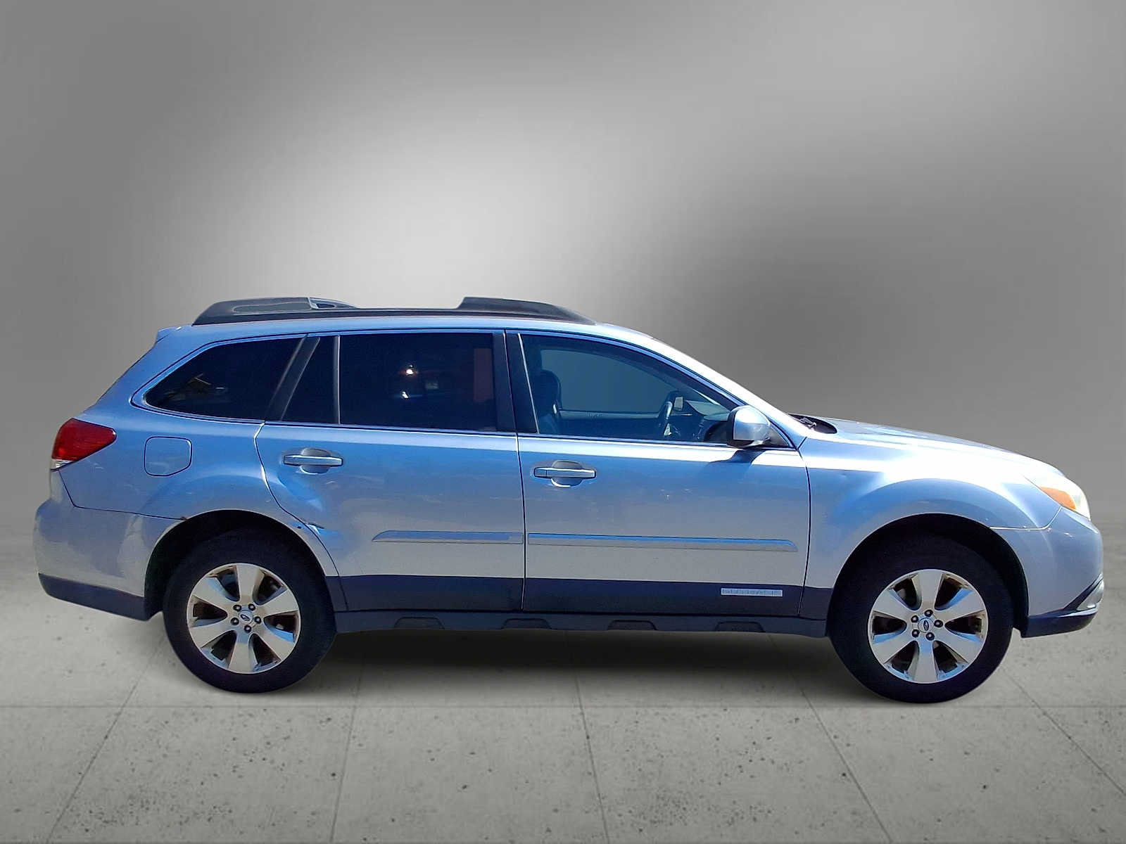 Used 2012 Subaru Outback 2.5i Limited AWD/4WD image 9