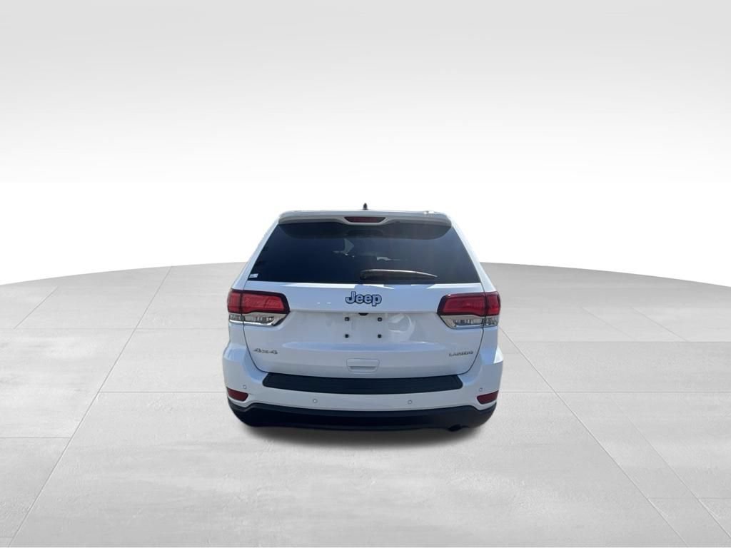 Used 2020 Jeep Grand Cherokee Laredo AWD/4WD image 5