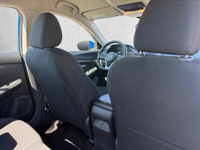 Used 2025 Nissan Sentra SV FWD image 21