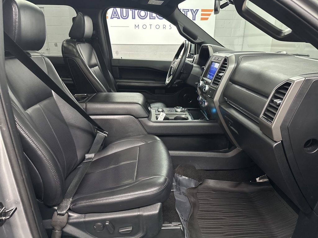 Used 2021 Ford Expedition XLT AWD/4WD image 19