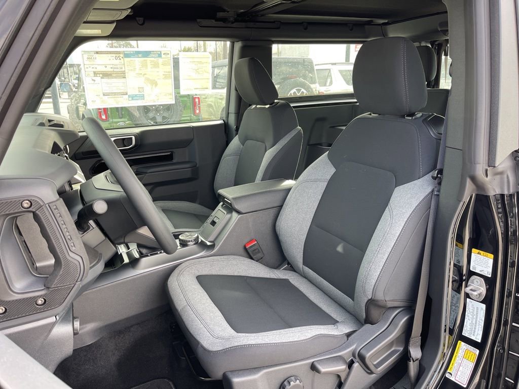 New 2025 Ford Bronco 2-Door AWD/4WD image 17