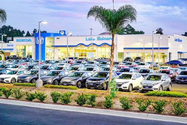 Used 2025 Toyota Corolla Cross L image 35