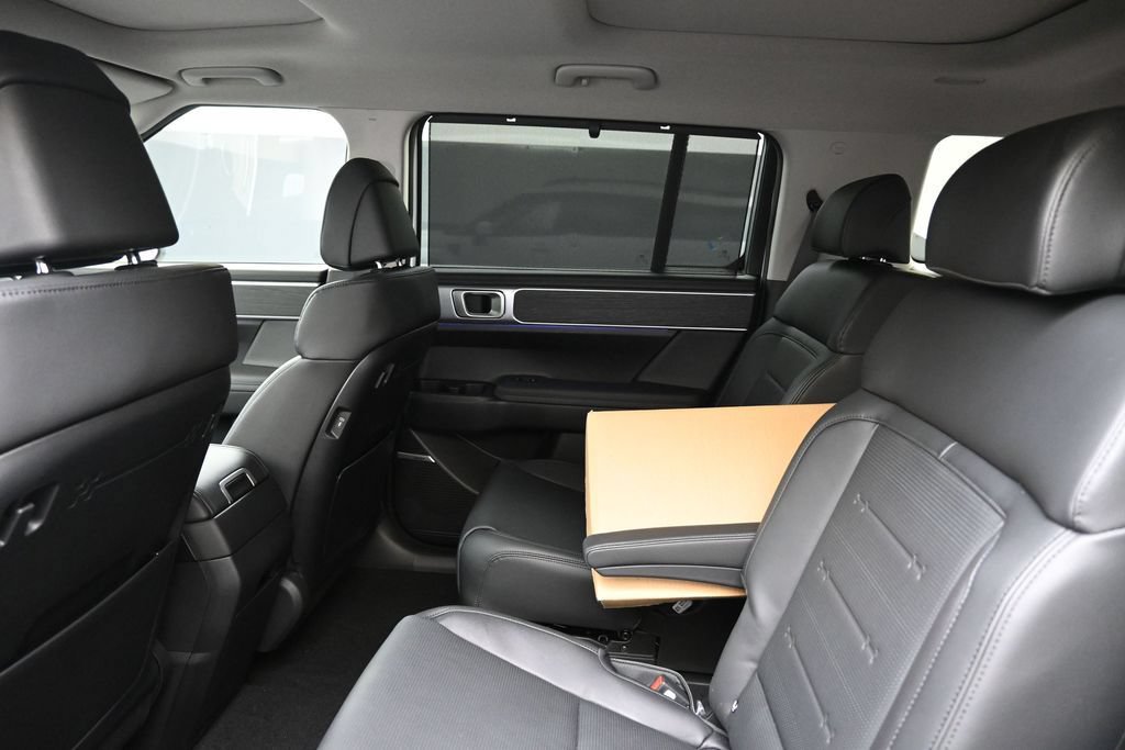 New 2026 Hyundai Santa Fe Limited AWD/4WD image 18