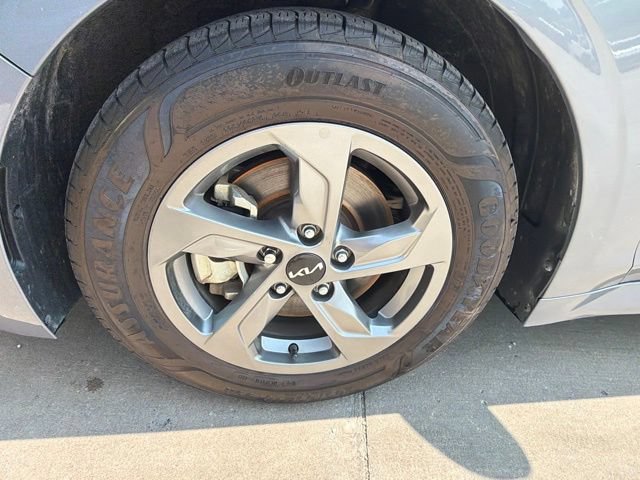Used 2023 Kia K5 LXS FWD image 10