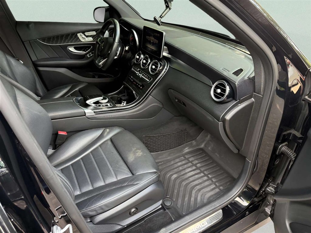 Used 2017 Mercedes-Benz GLC 43 AMG 4MATIC image 10
