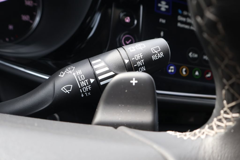 Used 2023 Buick Envision Avenir image 21