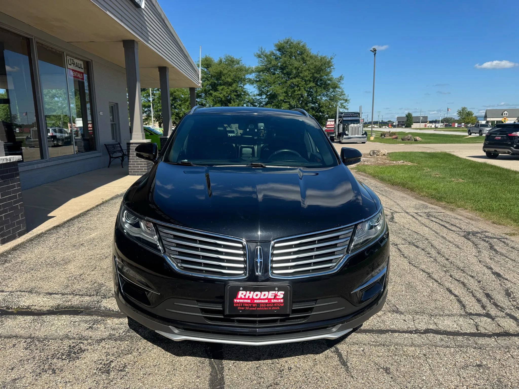 Used 2017 Lincoln MKC Reserve w/ Lincoln MKC Climate Package image 8