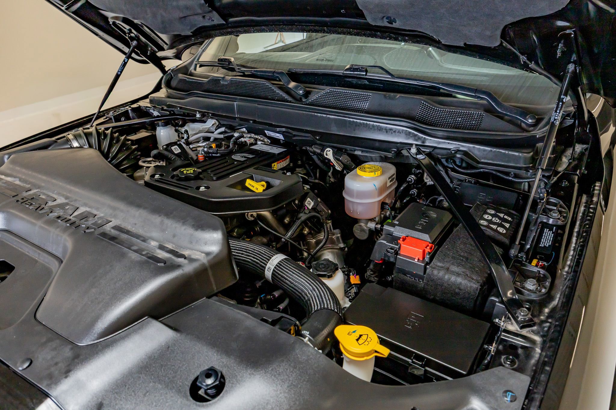 Used 2025 RAM 3500 Limited image 37