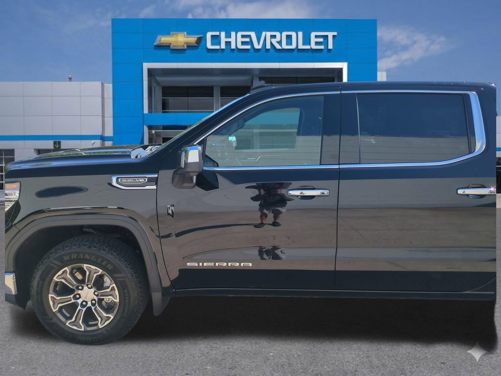 Used 2025 GMC Sierra 1500 SLT AWD/4WD image 13