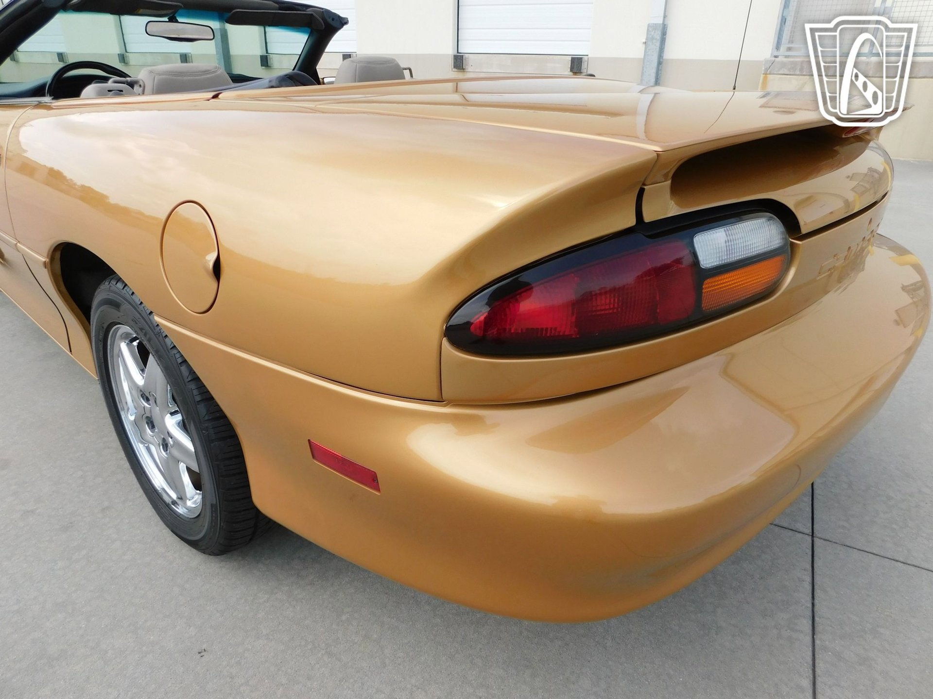 Used 1998 Chevrolet Camaro Z28 RWD image 30