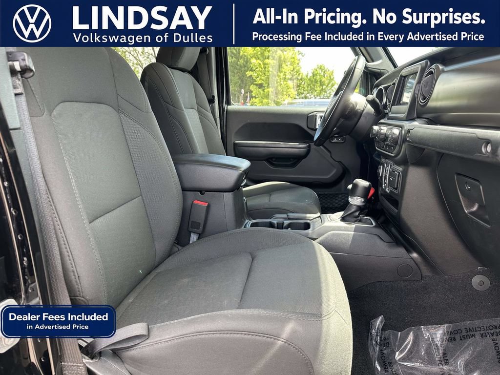 Used 2020 Jeep Gladiator Sport w/ Quick Order Package 24S AWD/4WD image 12